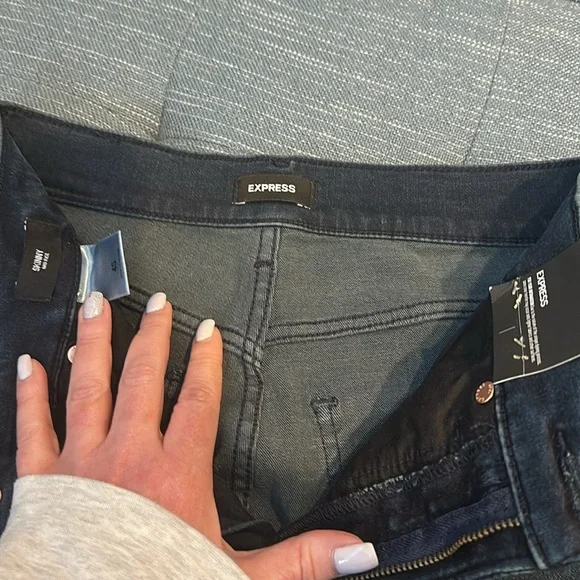 Women’s Express jeans Brand new with tags - Picture 3 of 4